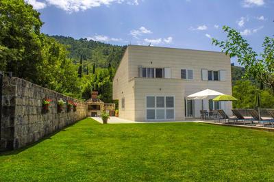 Villa Bacev by Vintage Travel