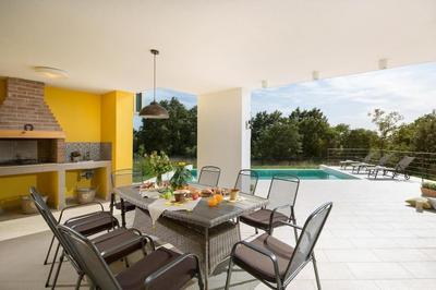 Villa Limone by Istrialux