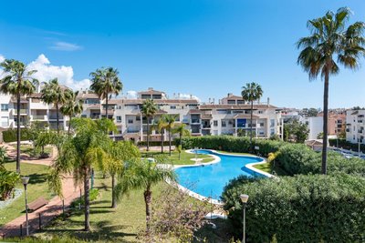 Lovely 2-Bed 10 mins walk from Puerto Banus