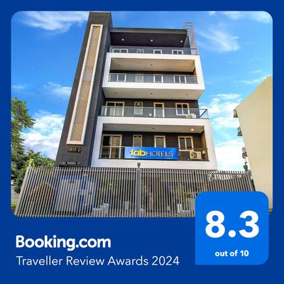 FabHotel Kiara- 400 meters from Medanta hospital