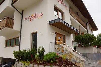 PLAN DE CORONES apartments