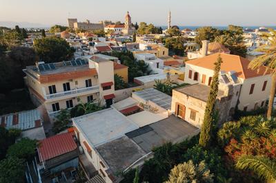 Odysseus Luxury House