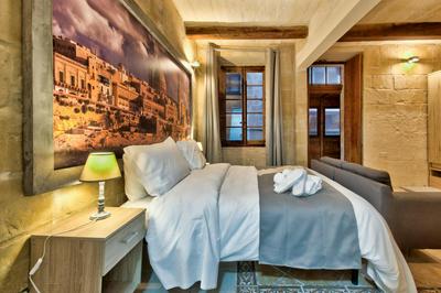 Laparelli Suite 1
