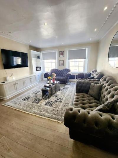 GUCCI flat in Knightsbridge