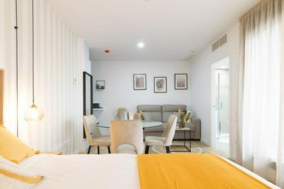 DormForYou Ciudad de las ciencias Terraza