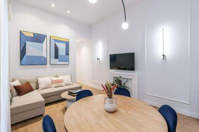 New Luxury flat next to Gran Vía