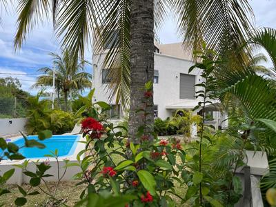 Cosy 2 bedrooms apts in Pereybere -Seasons Break Apartment