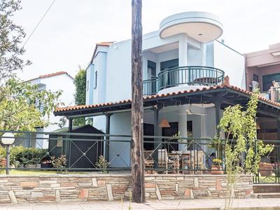 Nikiti Blue house 30m from the beach with sea view