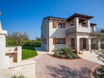 Villa Lory