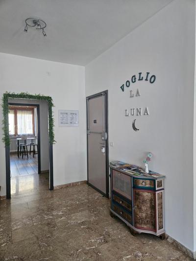 Voglio la Luna ampio e luminoso