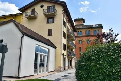 Via Verdi, vicino all'università e al Duomo