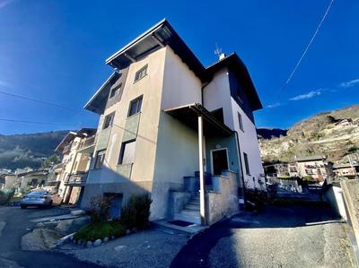 [SARRE] Maison Montan