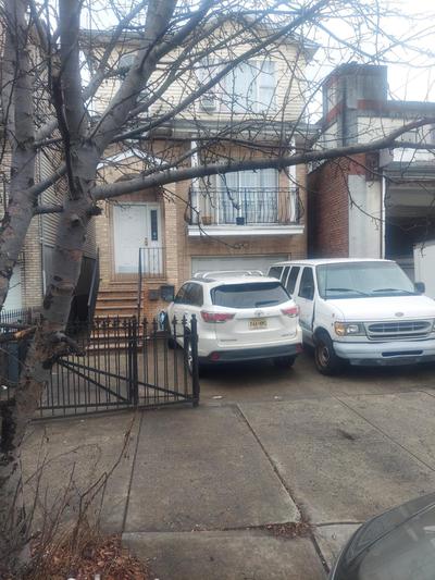 Deluxe Room A 12 minutes to Ewr