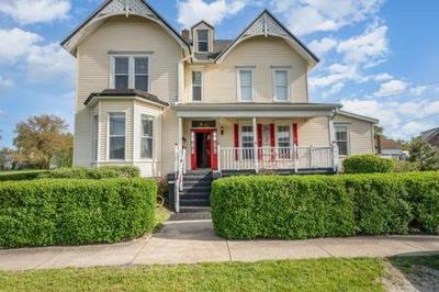 Beautiful downstairs 1bed 1bth charmer- Pet Friendly