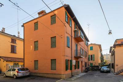 Social Costa-Holiday & Business Apartment