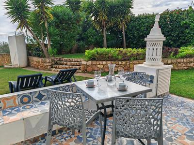 Apartamento Páteo - piscina, churrasqueira e vista jardim