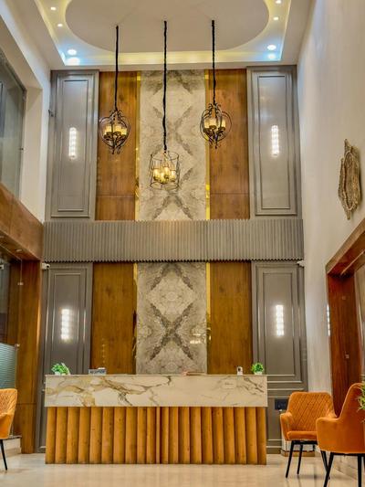 Hotel Crown Savoy, Near Railway Station & GURU NANAK DEV UNIVERSITY