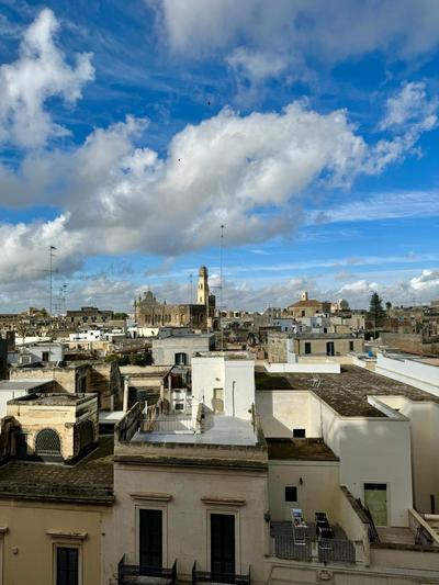 4 Balconi House- Appartamento moderno a Lecce