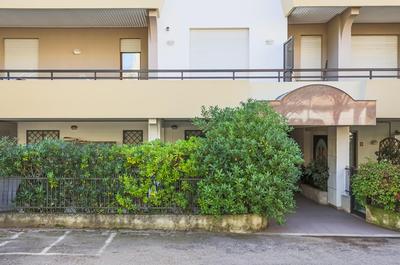 Comfortable Apartment with Parking & Terrace