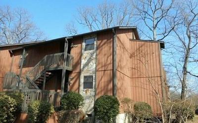 Charming Condo Near WFU and Hospitals, Full Kitchen, Strong WiFi, In-Unit Laundry