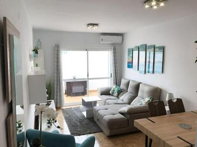 Apartment with sunny private rooftop terrace