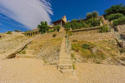 Marva Cliff Apartments