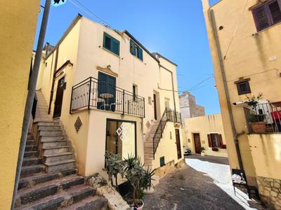 MEITHRAS Holiday Homes