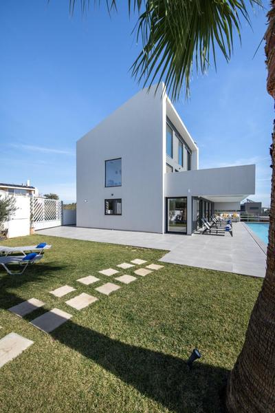 La Luna Luxury Villa