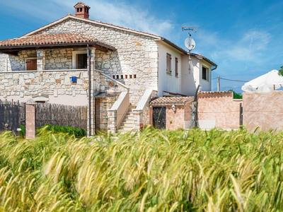 Casa Piccola Barbici with pool in Porec, Istria