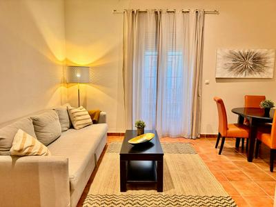 Modern duplex city center 2D2B