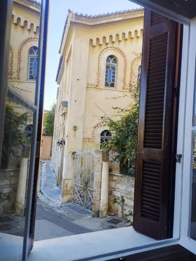 Calliope's Neoclassical Home in the heart of Plaka