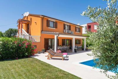 House Herceg by Briskva