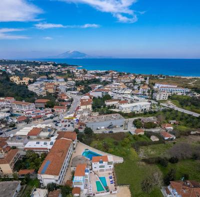 Modern Zante Villa - Private Pool - 2 Bedrooms & Bathrooms - Villa Tsilivi - Resort Centre Location