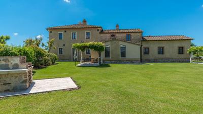 Villa Le Chiarne 22, Emma Villas
