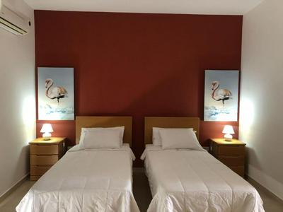 Tigne 5 sliema one bedroom