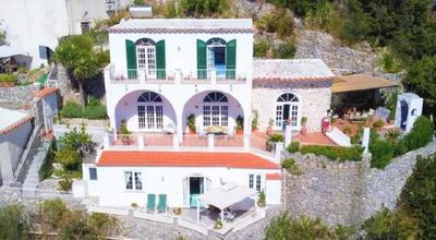 Villa Poesia - Cozy Accommodation Experience