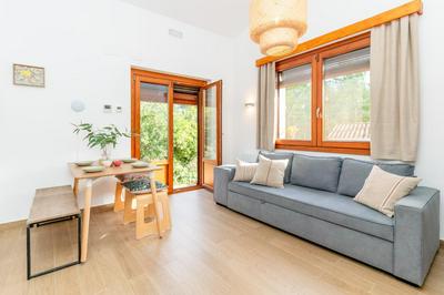 El Huerto - Großzügiges Appartment in Katalanischer Masia