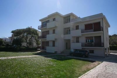 Trilocale con terrazzo fronte mare, Marcelli - M024