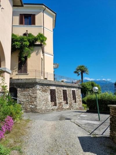 Apartment camelie with private beach