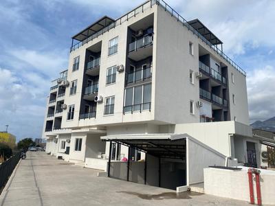 Silver Apartment with private garage