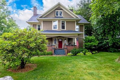 College of Wooster 3100 sq ft. Historic Home