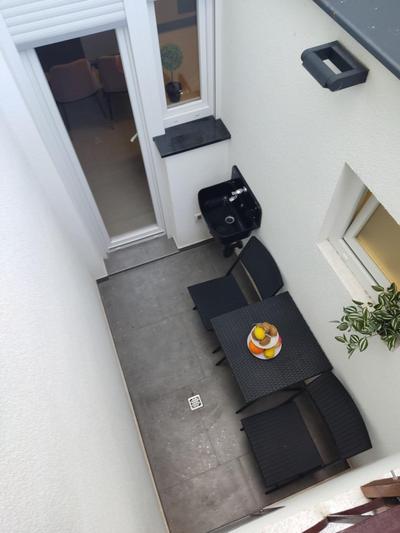 LUX ARENA RESIDENCE EMA