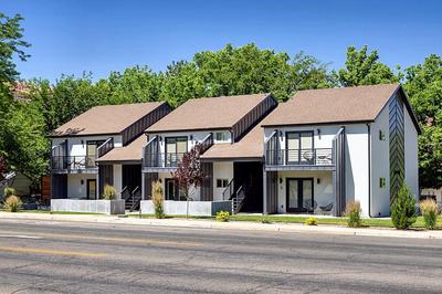 Near Downtown Stylish 2BR With Amazing Patio - 3