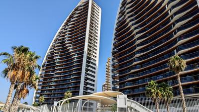 SUNSET WAVES sea & sky apartment