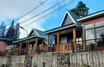 villa grand orri berastagi