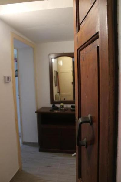 6th DOOR HOUSE