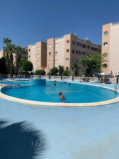 Beau et paisible T4 torrevieja
