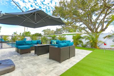 Magnolia Home • Clearwater Beach • BBQ • Sunroom