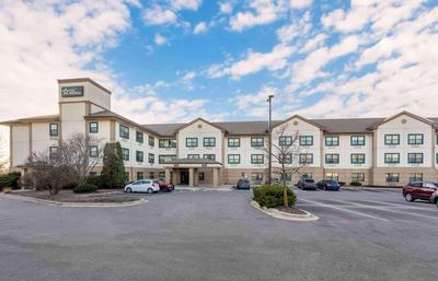 Studio 6 Extended Stay Chicago Lisle IL