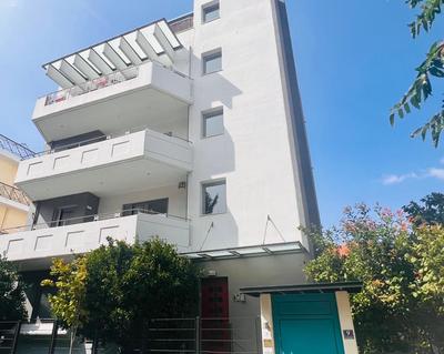 Blue Spacious Flat wt Parking nr Marousi Hospitals, by PromosHomes